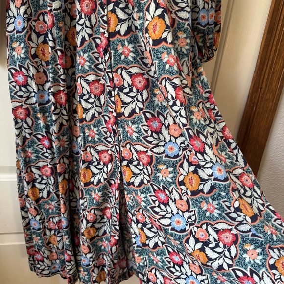 Universal Thread V-Neck Button Up Long Sleeve Floral Maxi Dress with pockets Sm - Picture 9 of 15